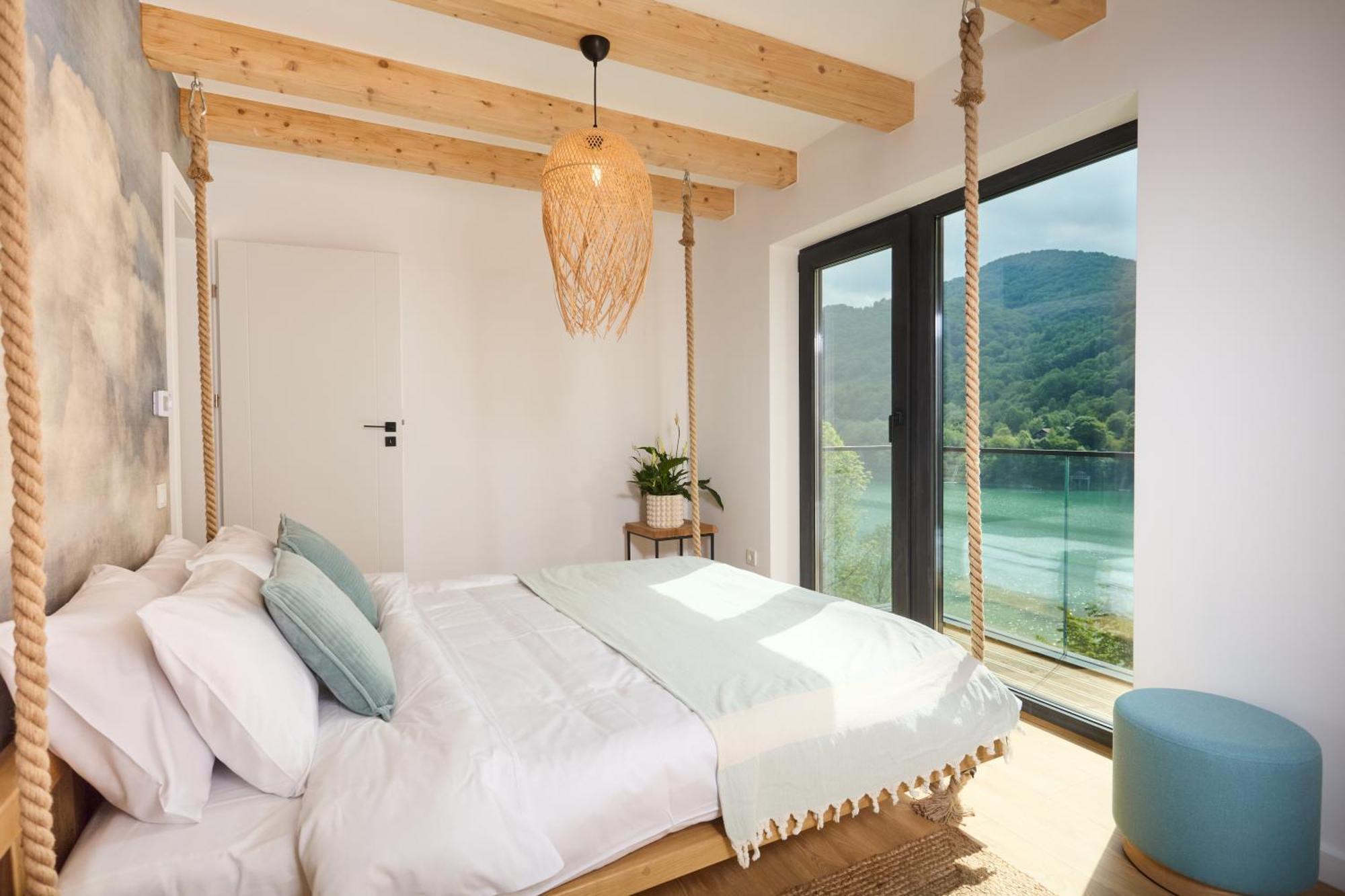 Utopia Lake View Tesila Экстерьер фото