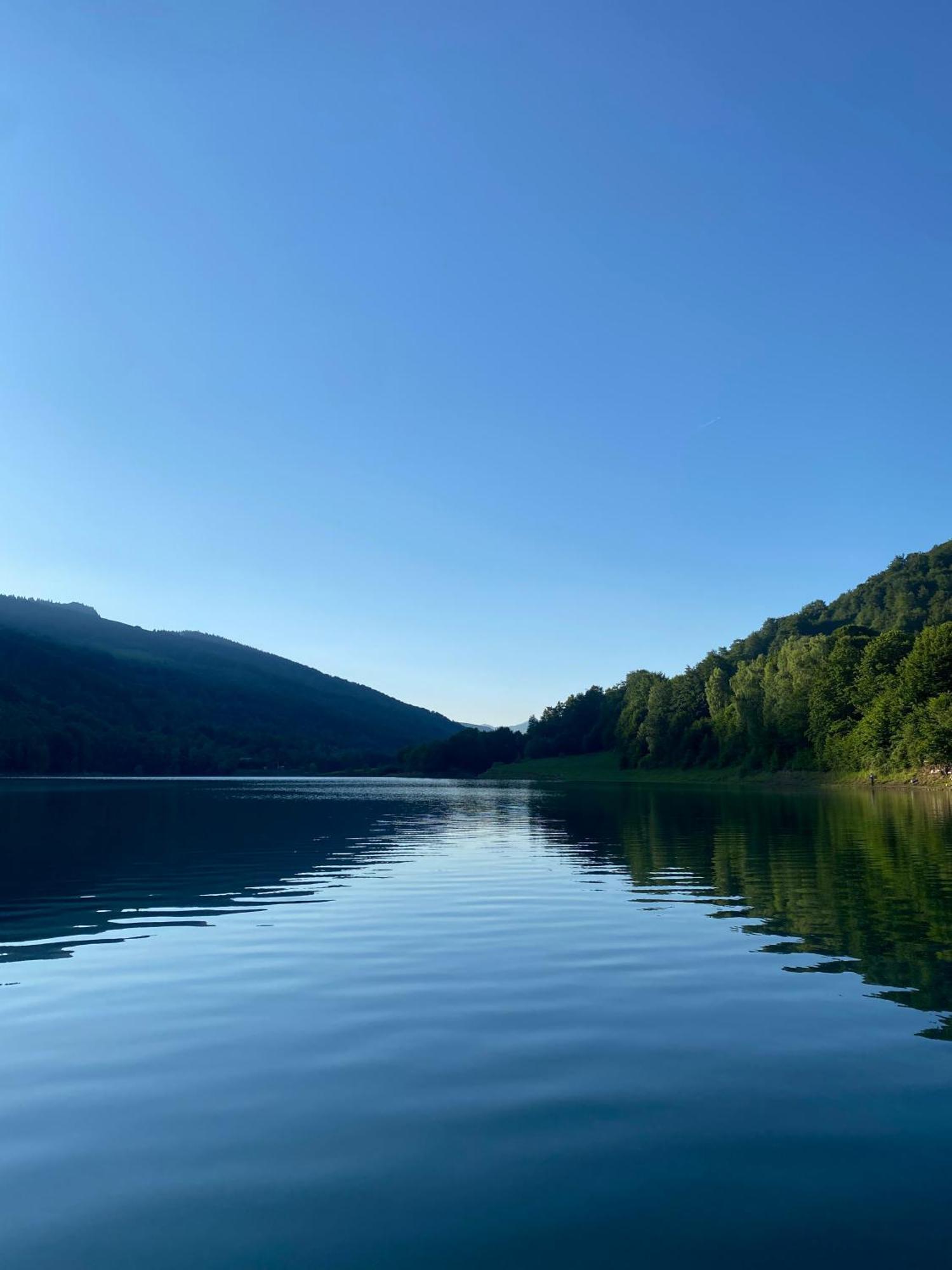 Utopia Lake View Tesila Экстерьер фото
